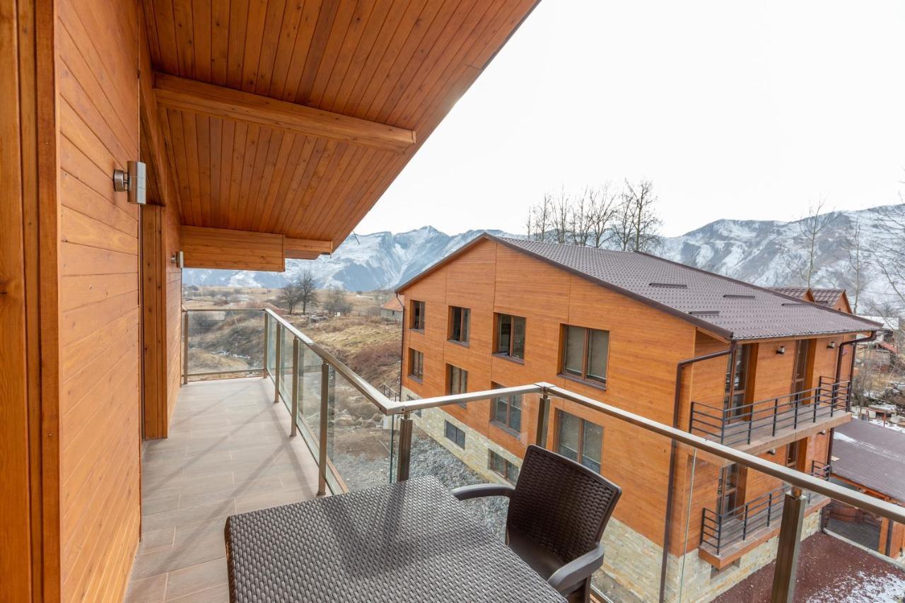 Pine Chalets By Ka Group Gudauri Eksteriør bilde