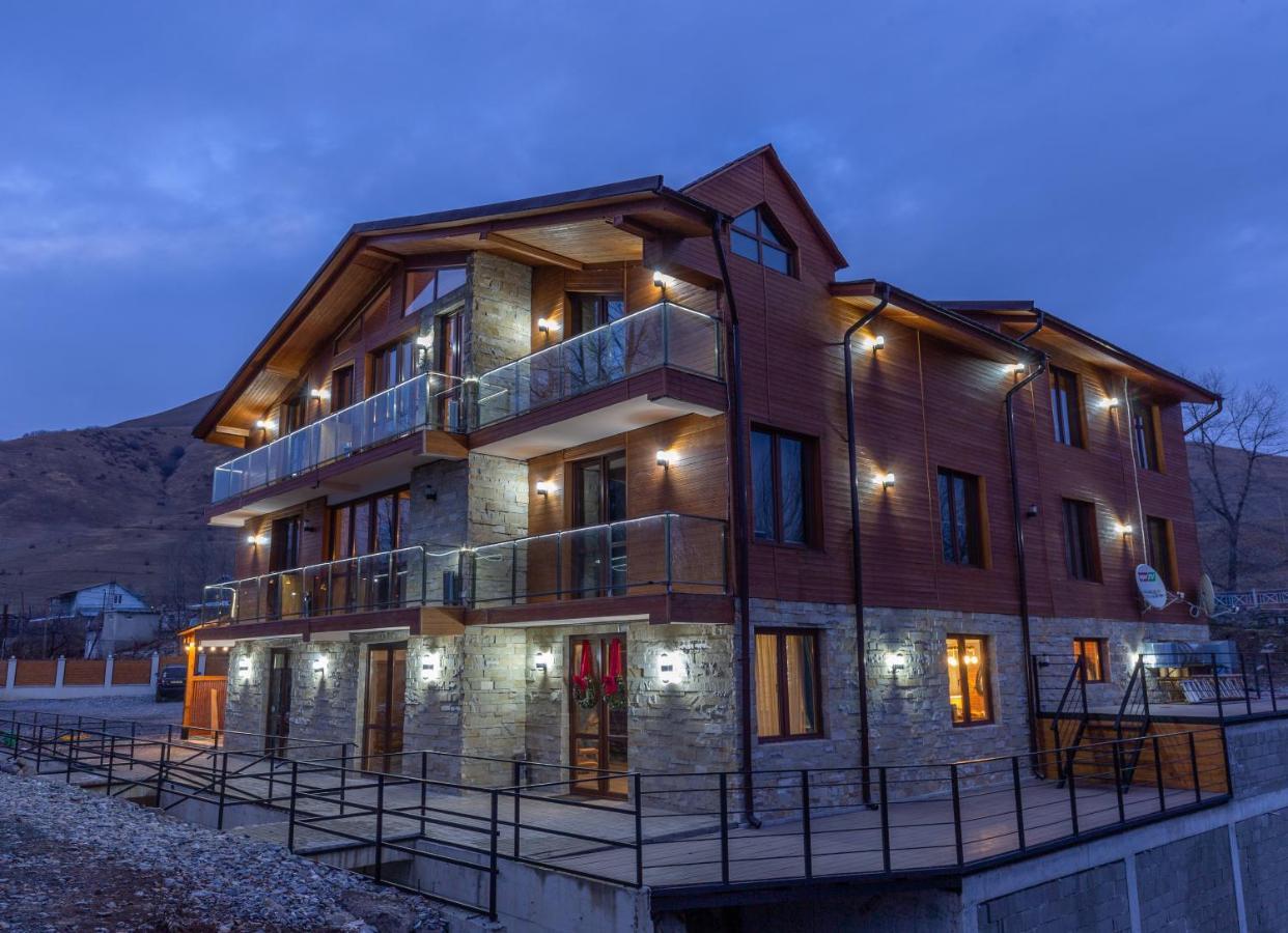 Pine Chalets By Ka Group Gudauri Eksteriør bilde